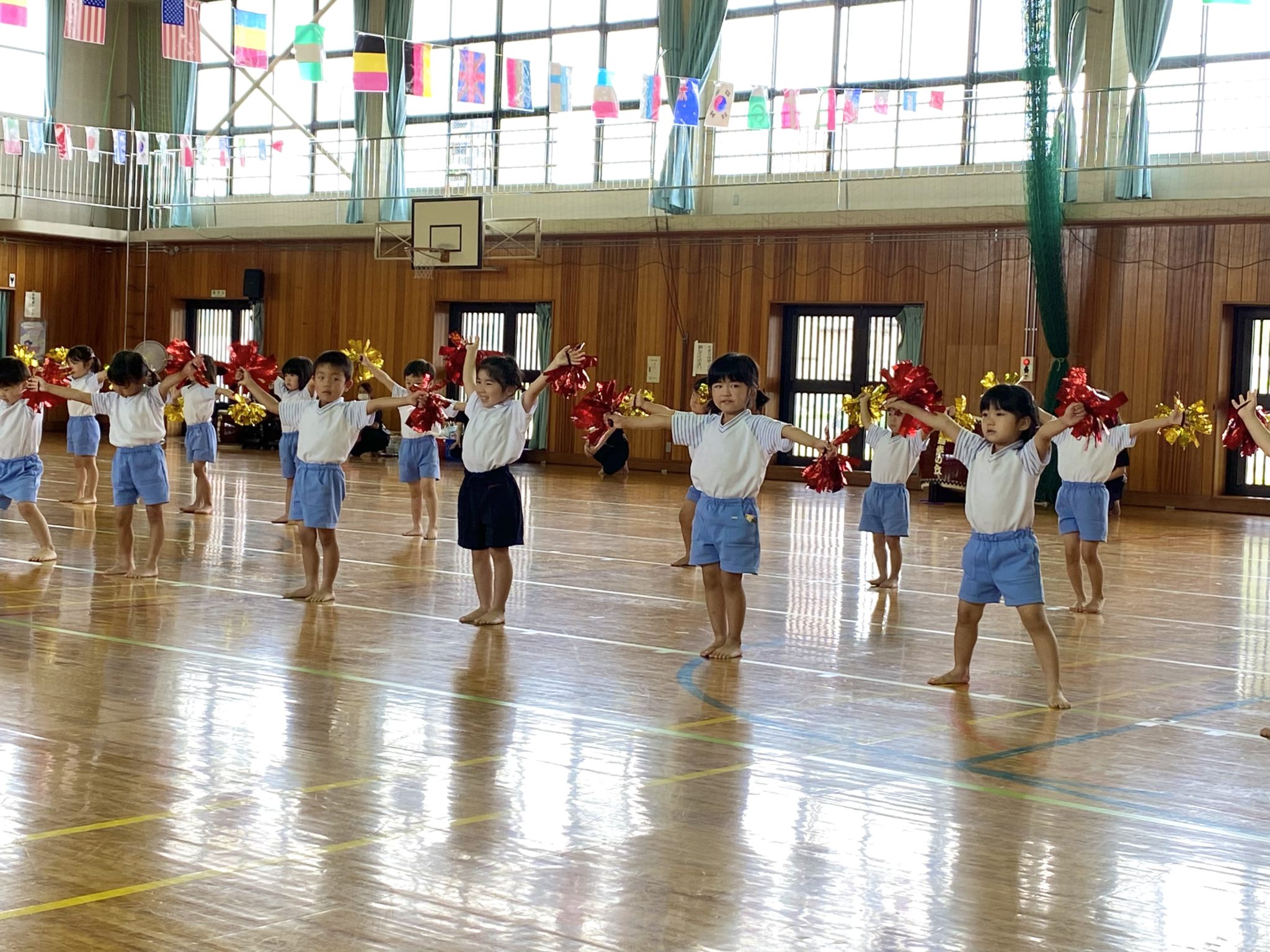 頑張ったね⭐️わくわく運動会🇯🇵🇺🇸🇮🇹 遊歩の丘こども園・保育園・親子ひろばふれんず